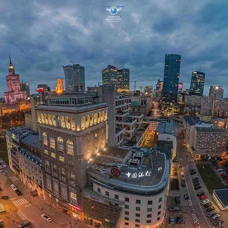 White 3 Metro Wifi 85'tv Netflix Disney+ Hbo Warsaw