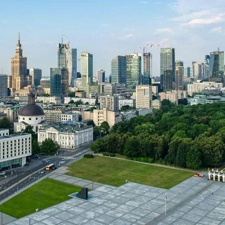 White 3 Metro Wifi 85'tv Netflix Disney+ Hbo Apartment Warsaw