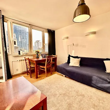 White 3 Metro Wifi 85'tv Netflix Disney+ Hbo Варшава