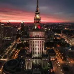White 3 Metro Wifi 85'tv Netflix Disney+ Hbo Warszawa
