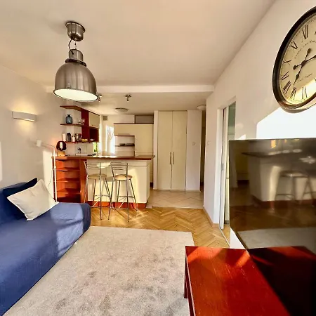 Apartamento White 3 Metro Wifi 85'tv Netflix Disney+ Hbo *